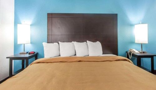 King Room - Accessible/Non-Smoking