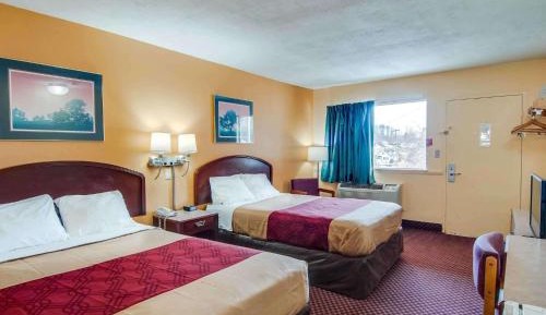 Double Room with Two Double Beds - Non-Smoking