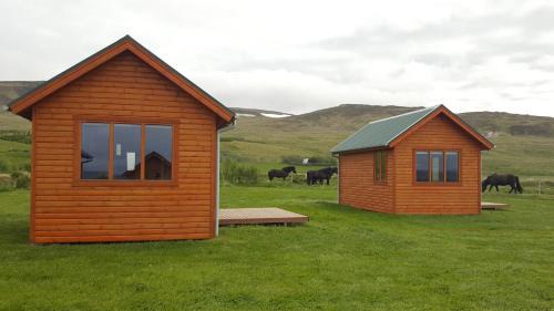 Cottage (4 Adults)