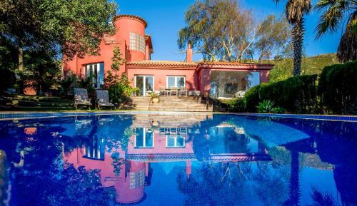 Villa with Private Pool