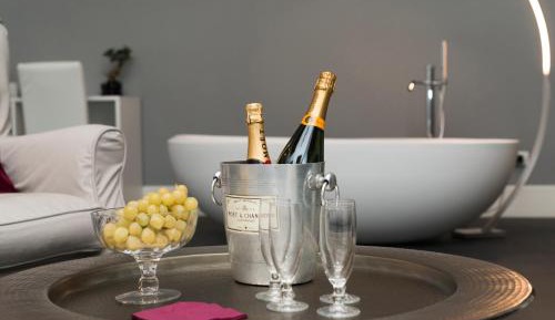 King Suite with Bath