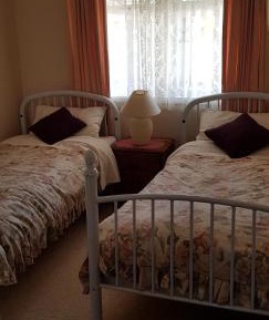 Three-Bedroom Apartment (8)