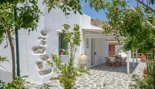 One-Bedroom Villa