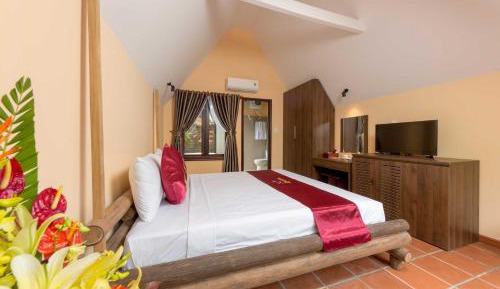 Deluxe Bungalow with Garden View