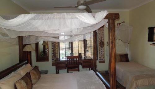 Triple Room ( Wheelchair friendly)