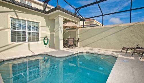 Five-Bedroom Holiday Home