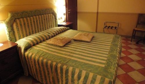 Junior Suite with Spa Bath