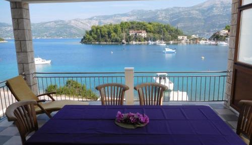 Villa - Beach Front