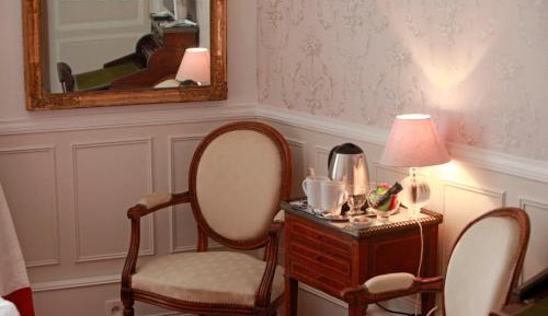 Queen Room