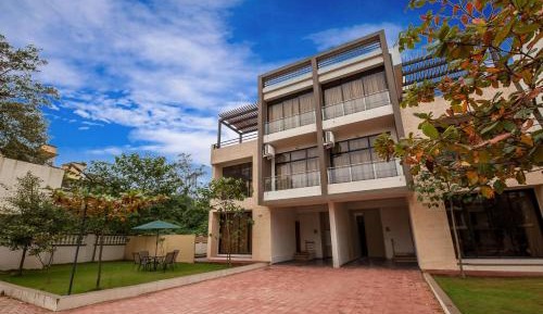 5BHK Villa with Private Pool