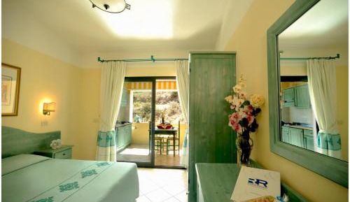 One-Bedroom Apartment (2 Adults)