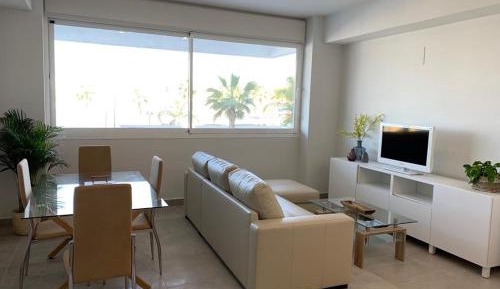 One-Bedroom Deluxe Apartment