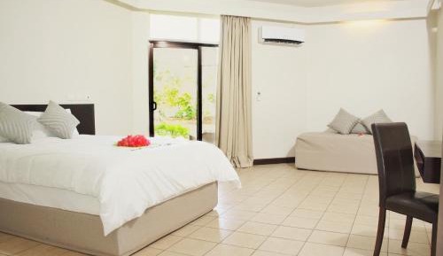 Deluxe Double Room (2 Adults + 1 Child)