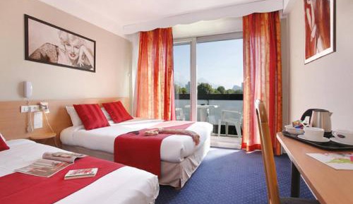 Comfort Twin Room