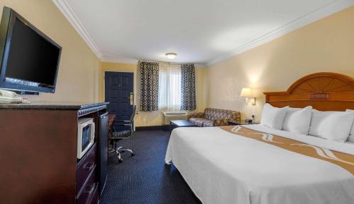 King Room - Non-Smoking