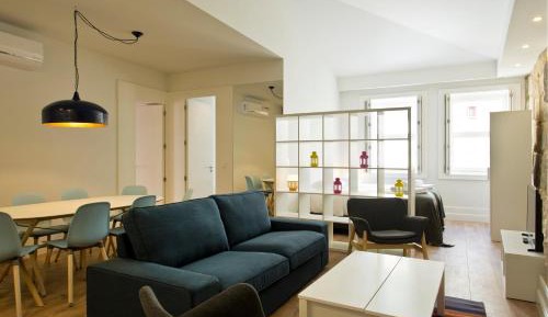 Two-Bedroom Apartment (7 Adults)
