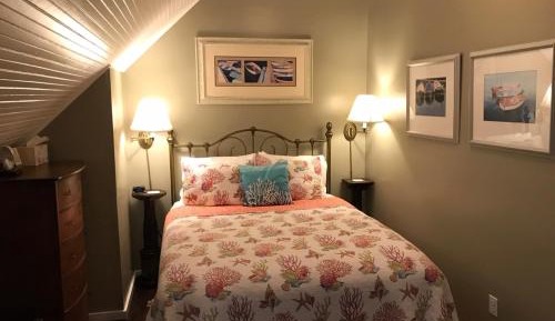 Queen Room with Bay View