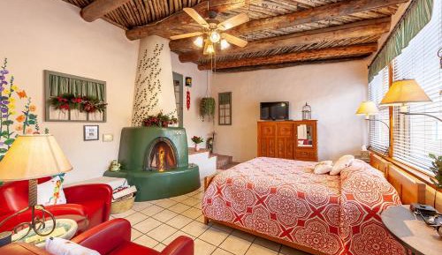 King Suite with Garden View - Gecko