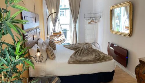 King Suite with Balcony