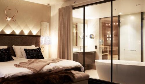 Arctic DeLuxe Spa Room with Bathtub & Sauna