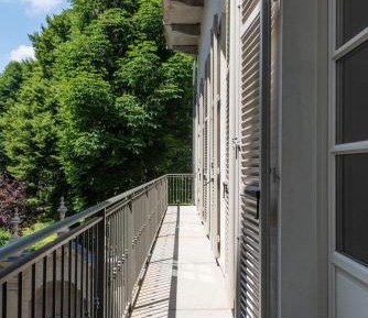 Apartment with Garden View