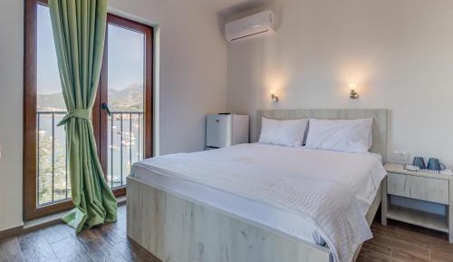 Junior Suite with Balcony