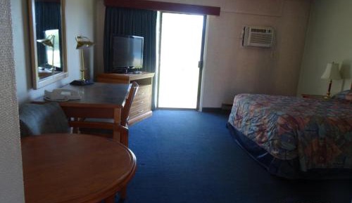 Room with One Bed with View