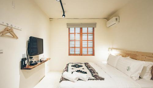 Small Double Room (No Window)