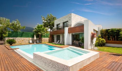 Superior Villa