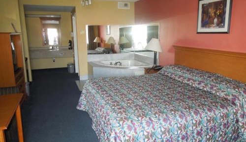 King Room with Spa Bath - Non-Smoking