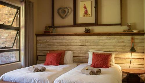 Double or Twin Room with Private Bathroom