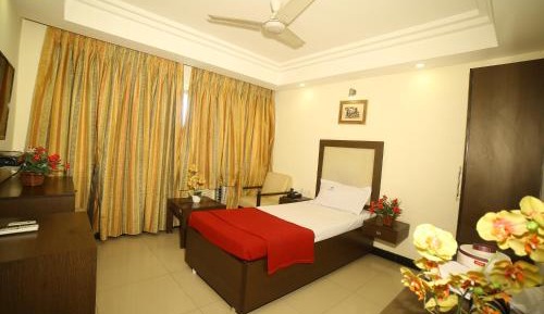 Deluxe Single Room