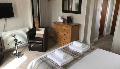Double Room with Balcony and Sea View