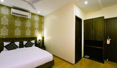 Classic Double Room with Free Temple Pick up and Drop