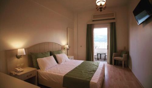 Double or Twin Room - Sea Front 2nd floor