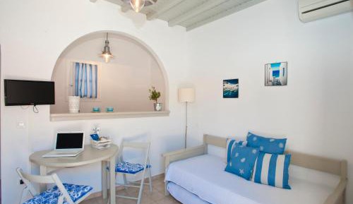 Superior One-Bedroom Apartment (4 Adults)