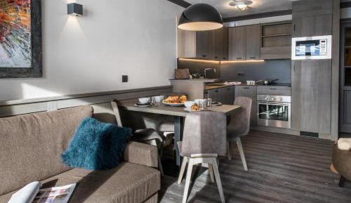 Premium Two-Bedroom Apartment (4 Adults)