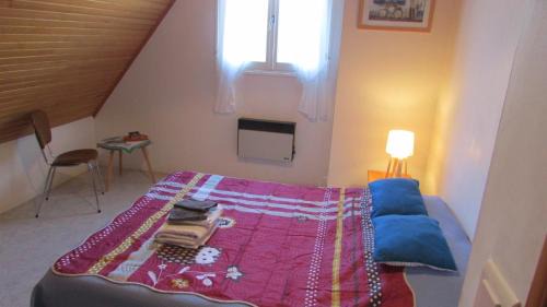 Standard Double Room with Shared Bathroom