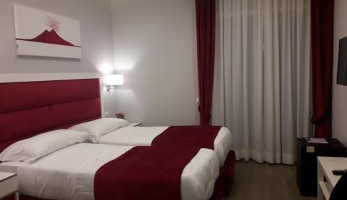 Deluxe Double or Twin Room with Balcony