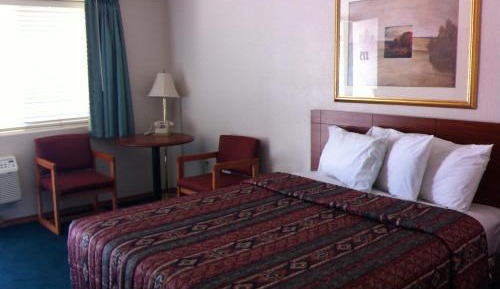 Queen Room