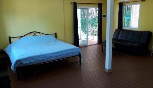 Bungalow with Patio