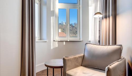 Suite with City View