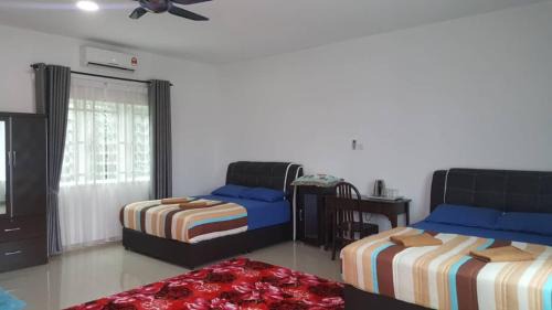 Double or Twin Room with Bathroom