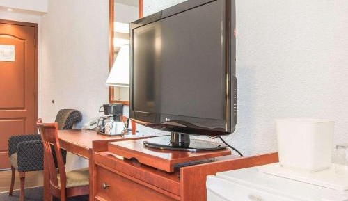 Double Room with Two Double Beds - Non-Smoking