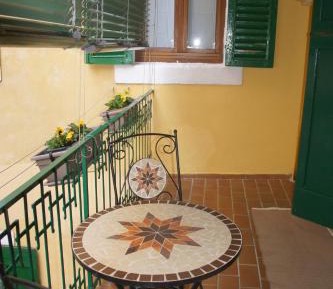Apartment with Balcony
