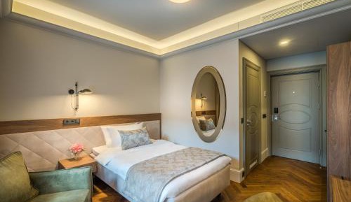 Classic Single Room