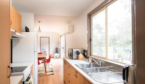 The Vines - Three-Bedroom Self-Contained House