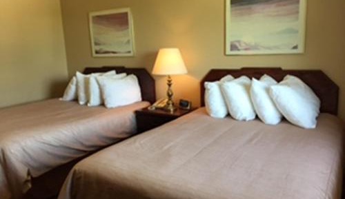 Deluxe Queen Room with Two Queen Beds