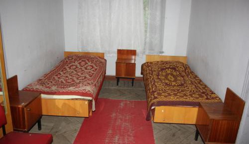 Twin Room with Shared Toilet
