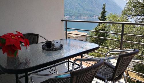 Apartment - Split Level